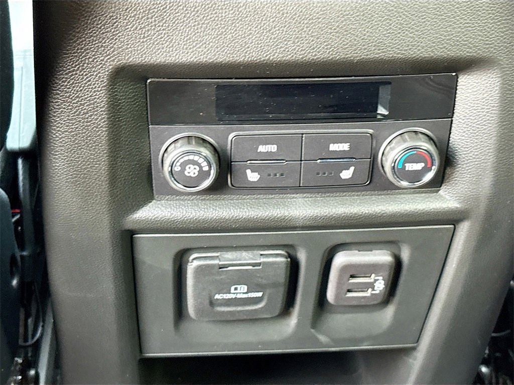 Used 2023 Chevrolet Traverse High Country image 27