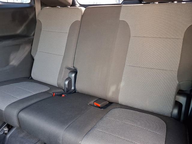 Used 2023 Chevrolet Traverse LT image 8