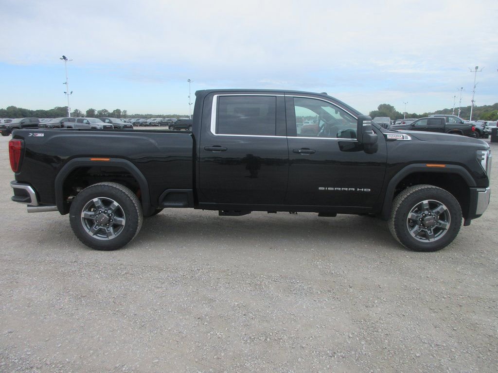 New 2026 GMC Sierra 2500 SLE w/ SLE Value Package; image 3