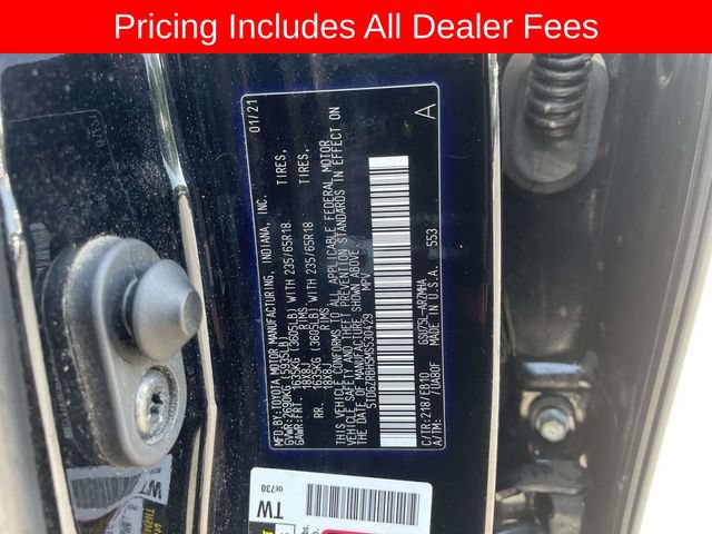 Used 2021 Toyota Highlander XLE AWD/4WD image 38