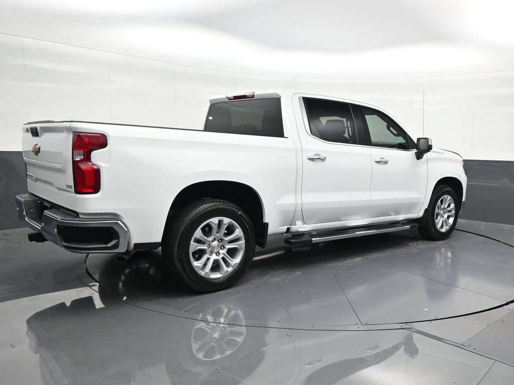 Used 2025 Chevrolet Silverado 1500 LTZ RWD image 5