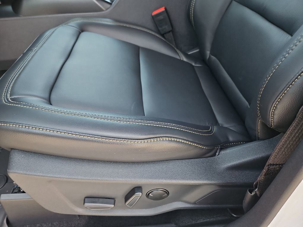 New 2025 Ford Bronco Badlands image 23