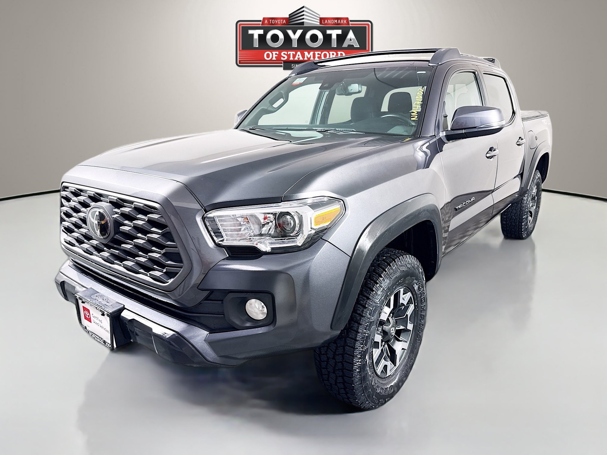 Certified 2022 Toyota Tacoma TRD Off-Road w/ Black Out Package (TMS) AWD/4WD image 3