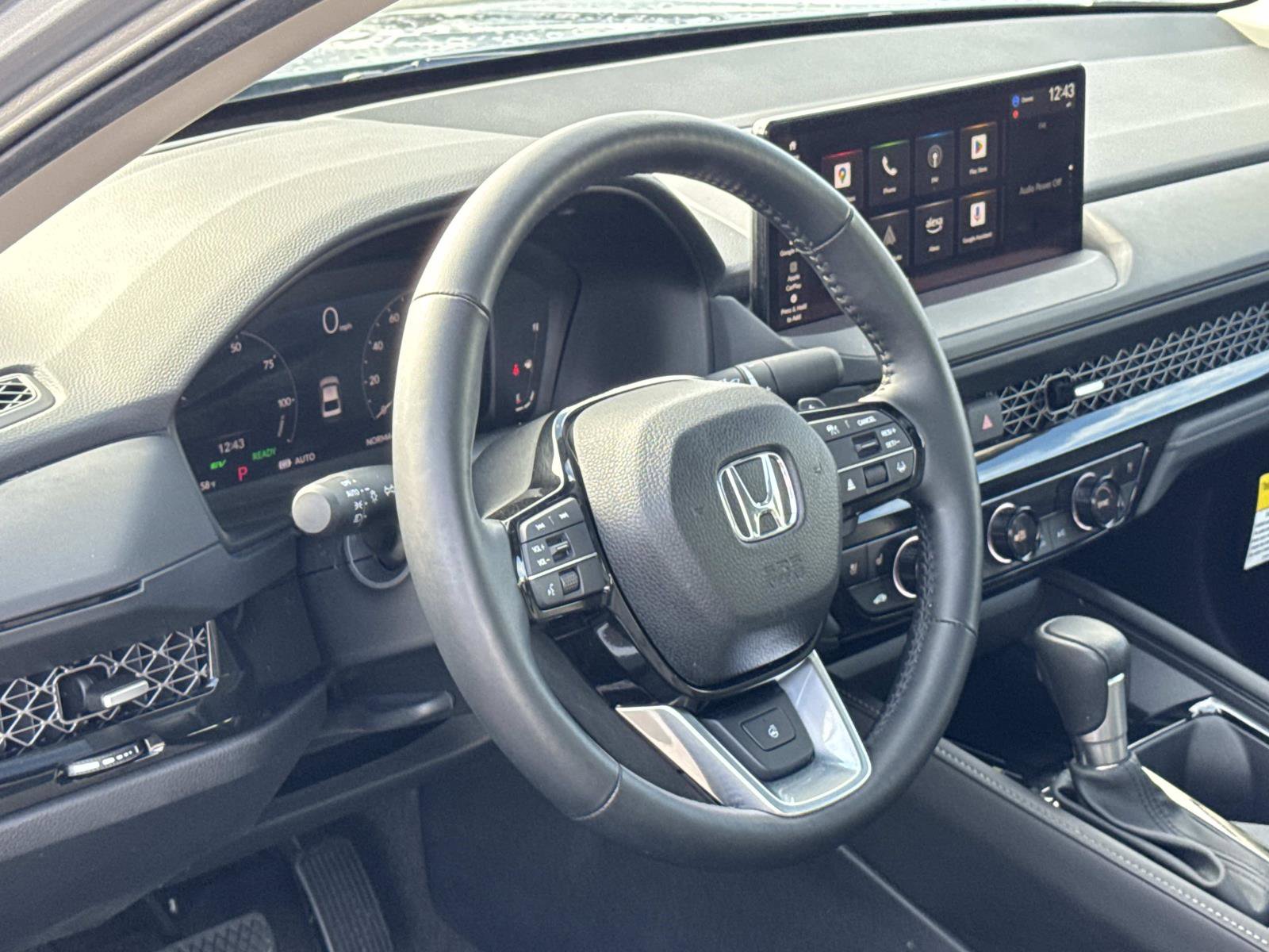 Used 2025 Honda Accord Touring image 10