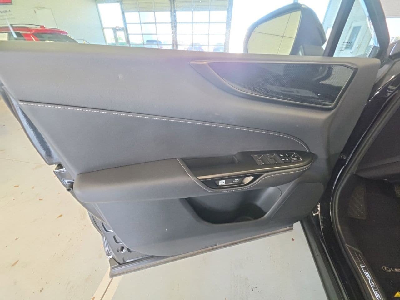 Used 2024 Lexus NX 350h AWD image 9