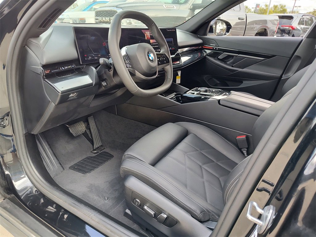 Used 2024 BMW 530i w/ Premium Package image 2