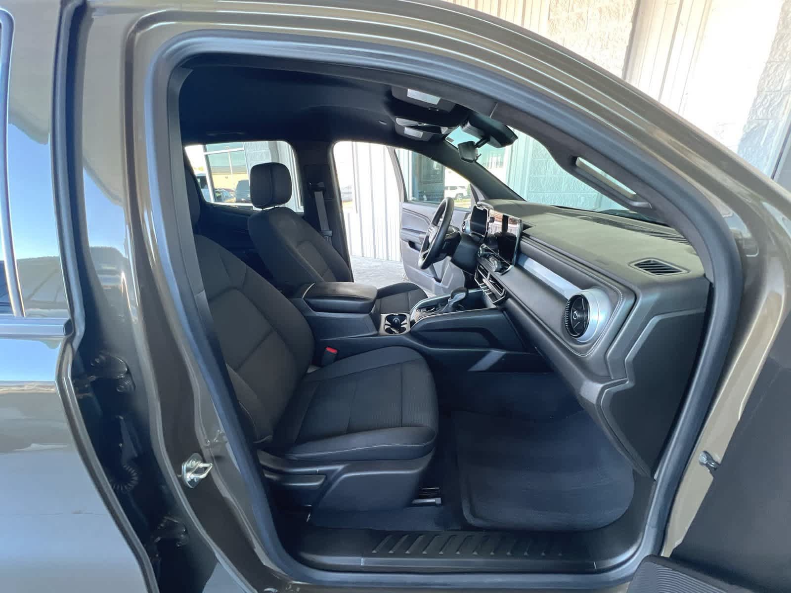 Used 2024 Chevrolet Colorado LT w/ LT Convenience Package RWD image 29