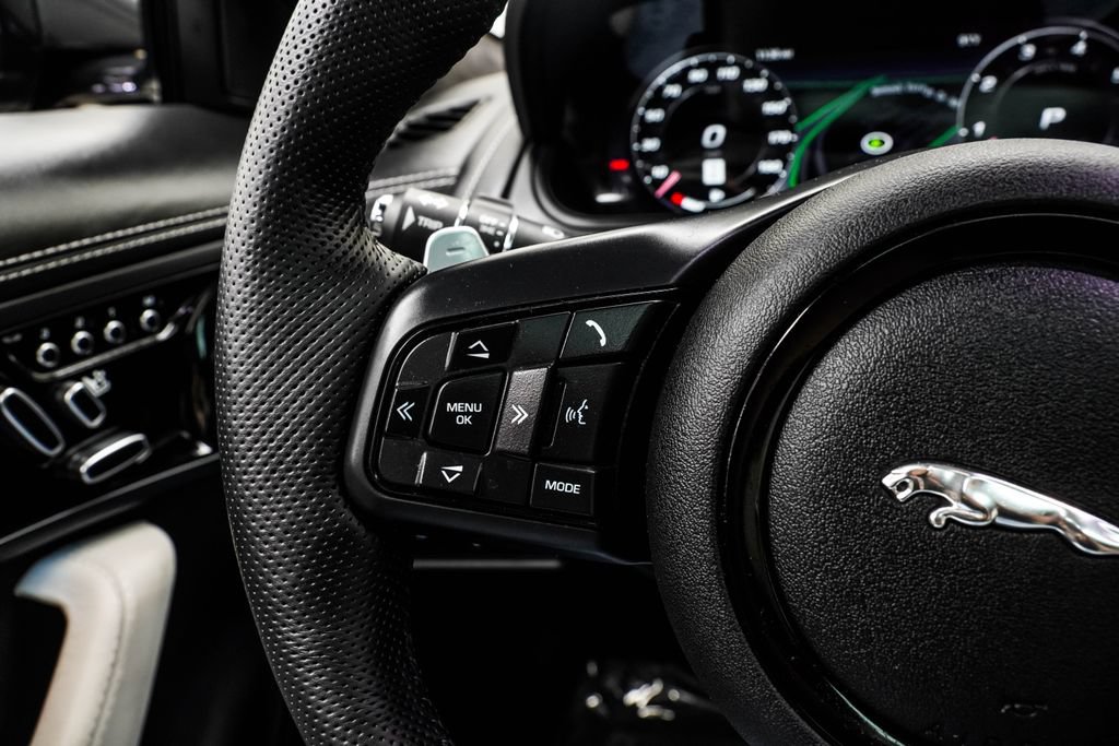 Used 2024 Jaguar F-TYPE R AWD/4WD image 35