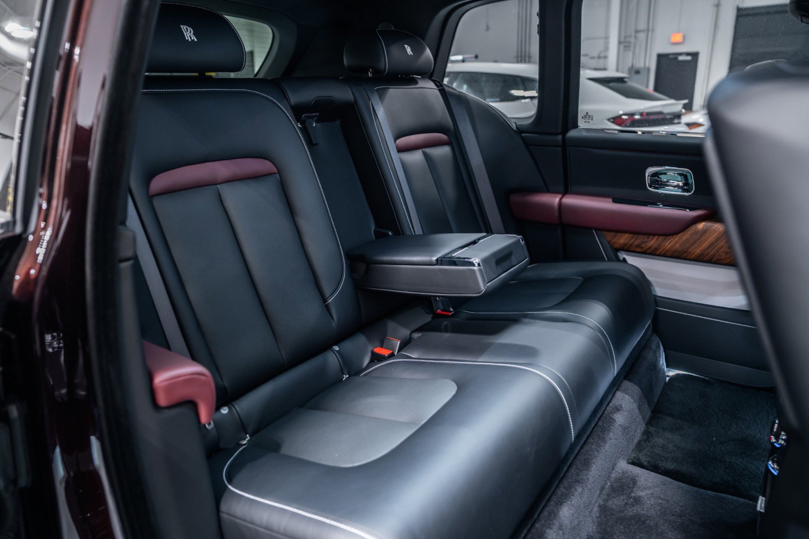 Used 2023 Rolls-Royce Cullinan image 15