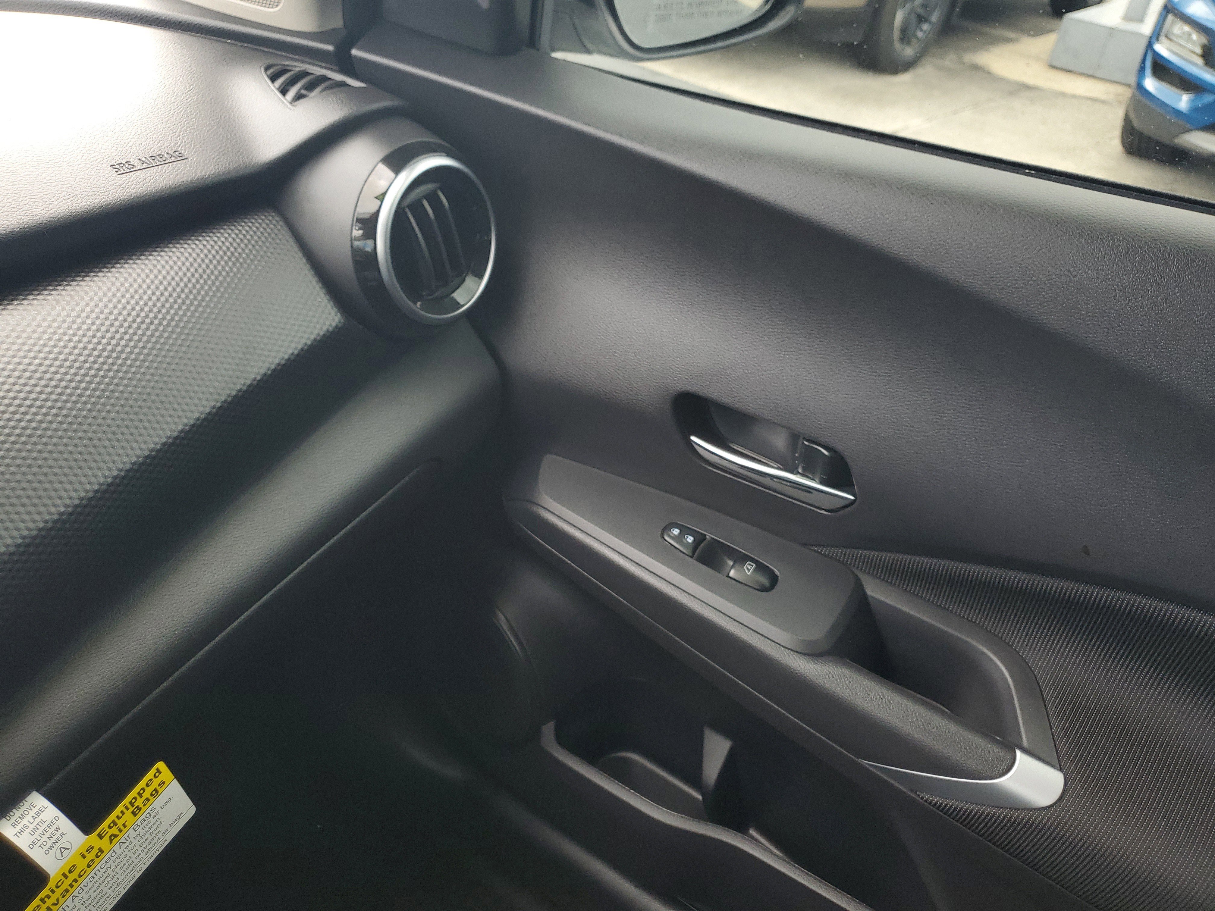 Certified 2024 Nissan Kicks SV image 29