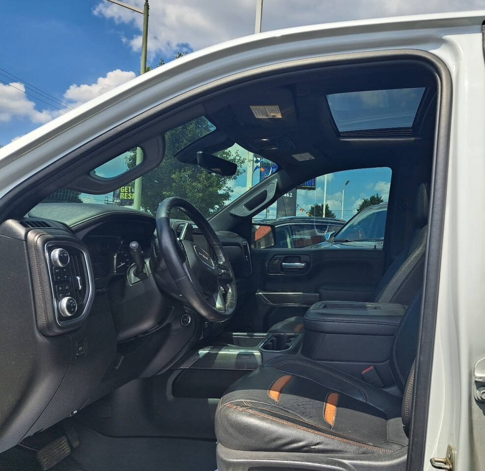 Used 2021 GMC Sierra 1500 AT4 w/ AT4 Premium Package AWD/4WD image 3