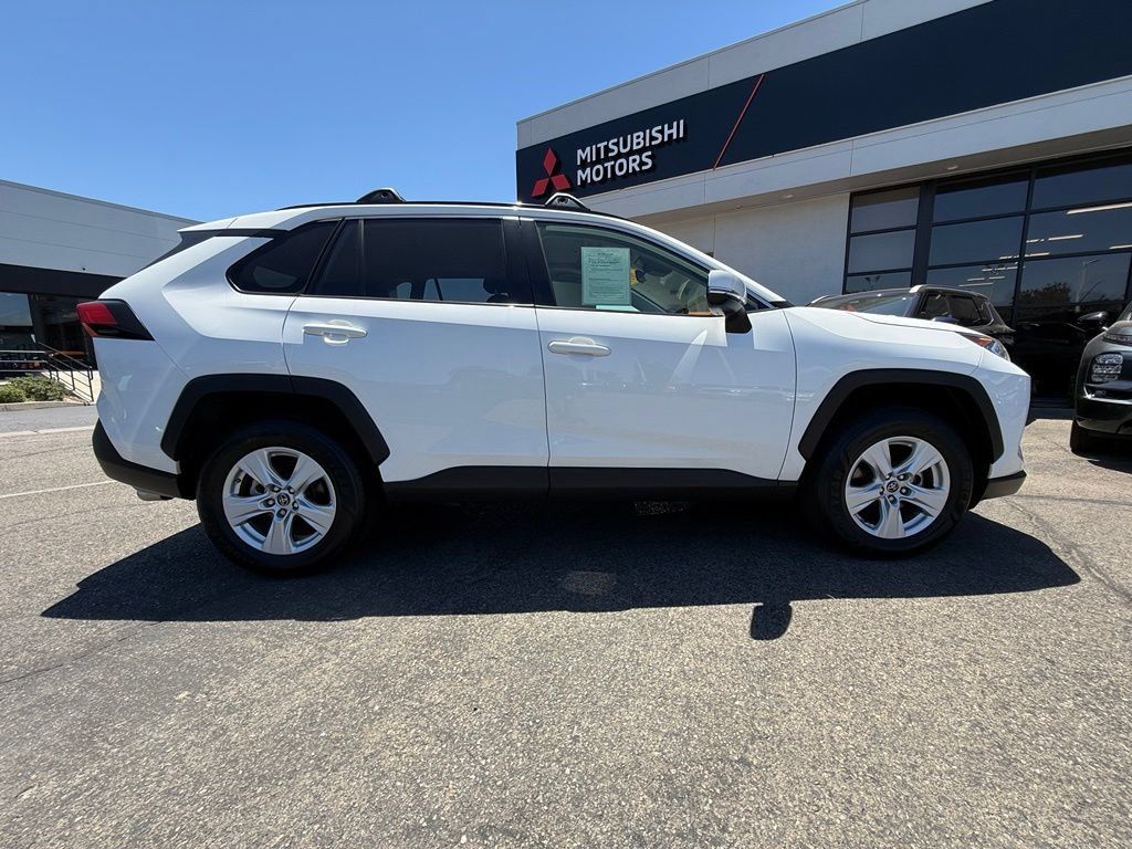 Used 2019 Toyota RAV4 XLE FWD image 15