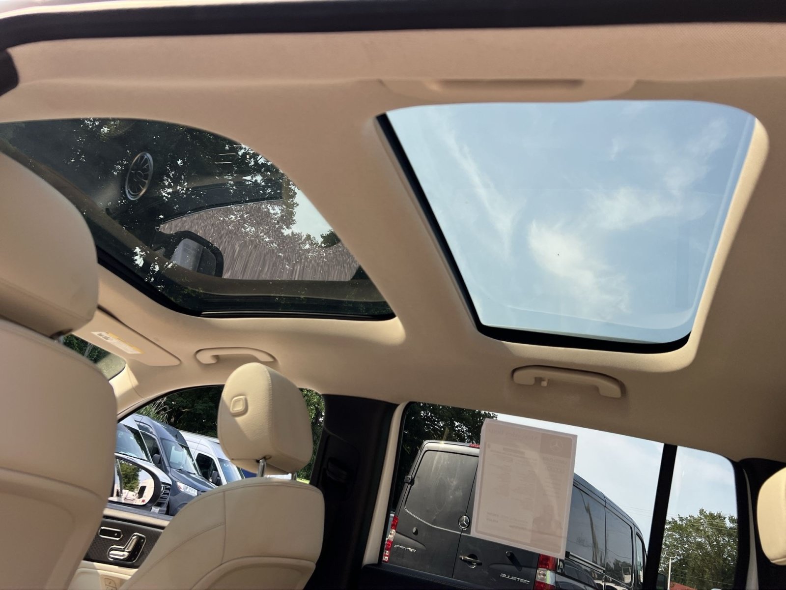Certified 2022 Mercedes-Benz GLB 250 4MATIC image 29