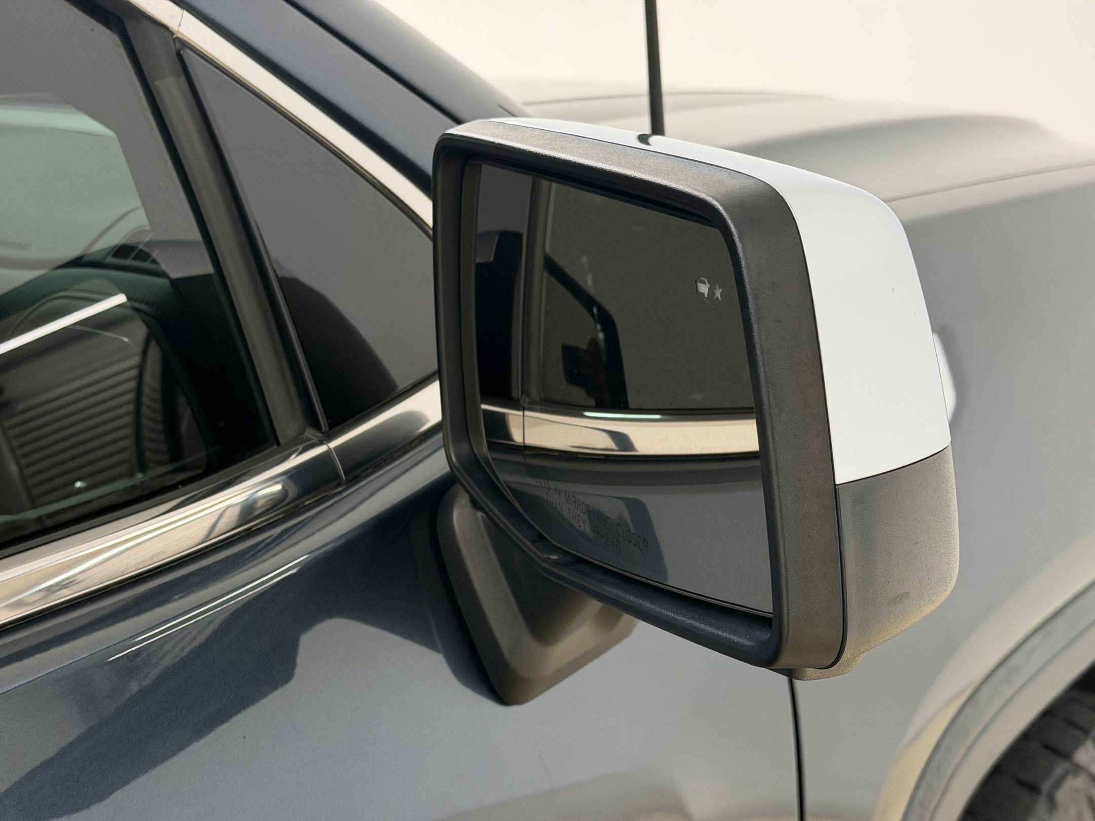 Used 2019 GMC Sierra 1500 SLT w/ SLT Premium Plus Package image 21