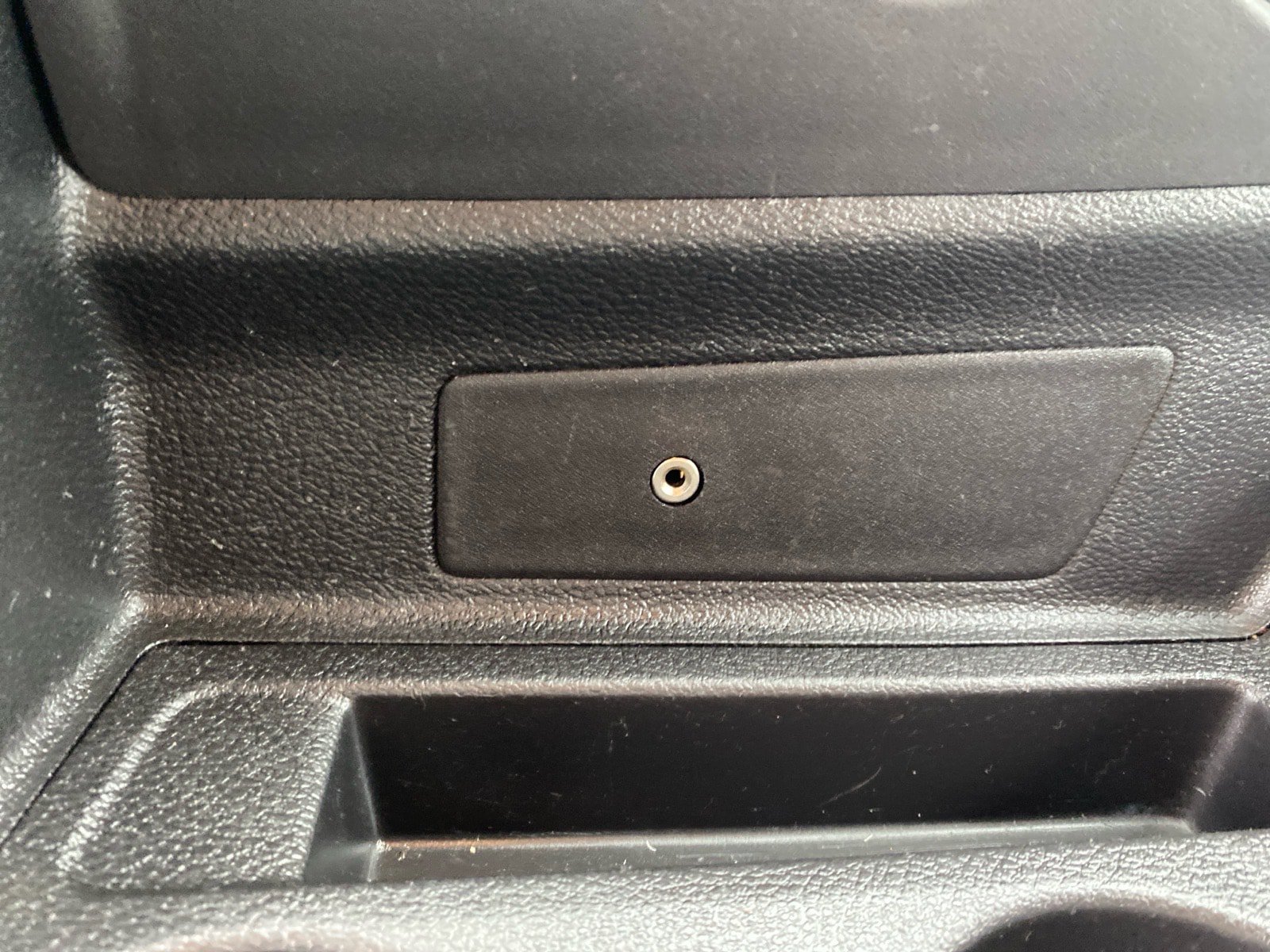 Used 2019 Ford Transit 150 130 Low Roof RWD image 14