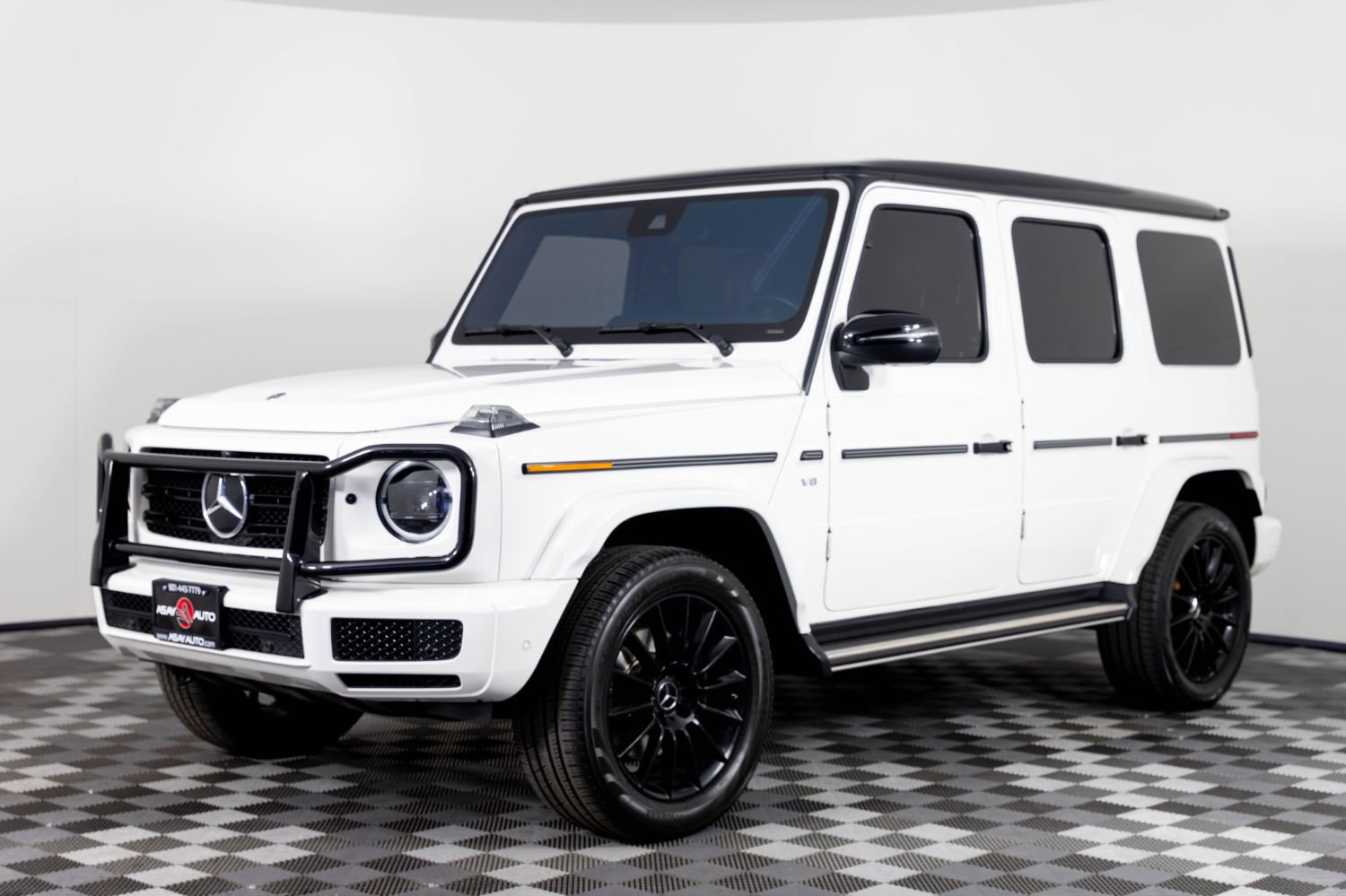Used 2023 Mercedes-Benz G 550 image 1