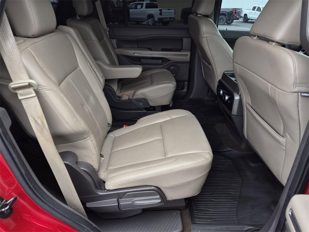 Used 2021 Ford Expedition XLT image 17