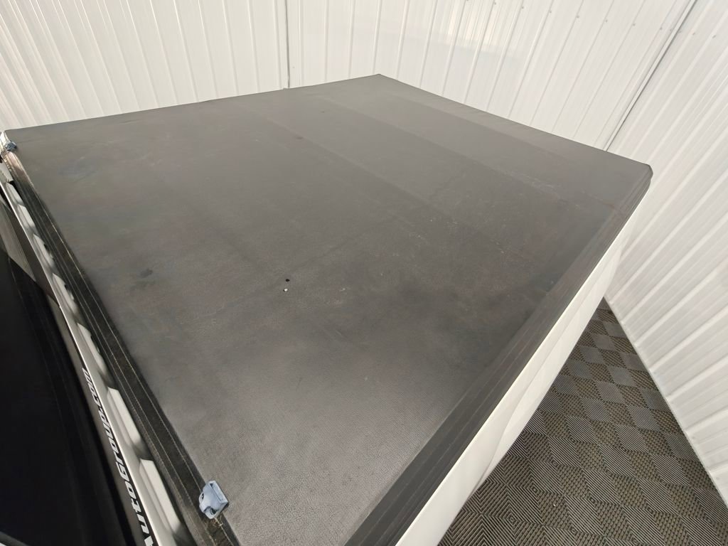 Used 2017 GMC Sierra 1500 SLT w/ All Terrain Package image 24