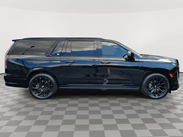 Certified 2023 Cadillac Escalade ESV Sport w/ LPO, ONYX Package AWD/4WD image 3