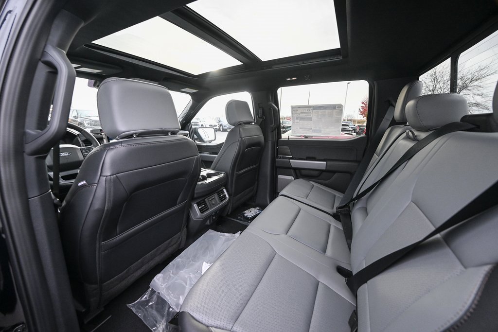 New 2025 Ford F150 Lightning Lariat image 19