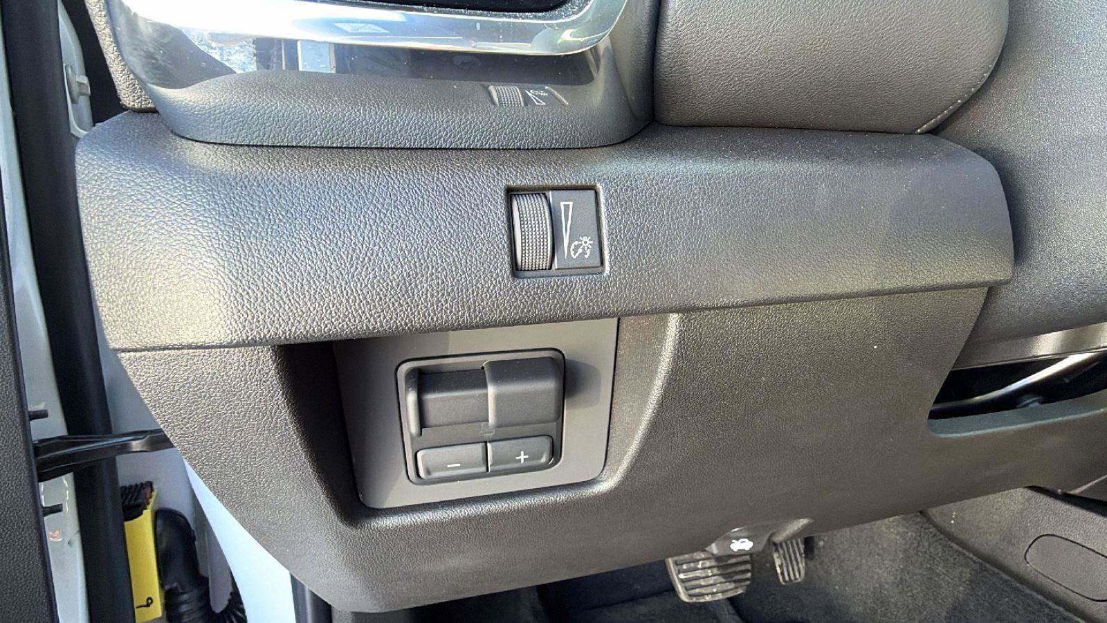 New 2025 GMC Canyon Elevation w/ Convenience Package image 20