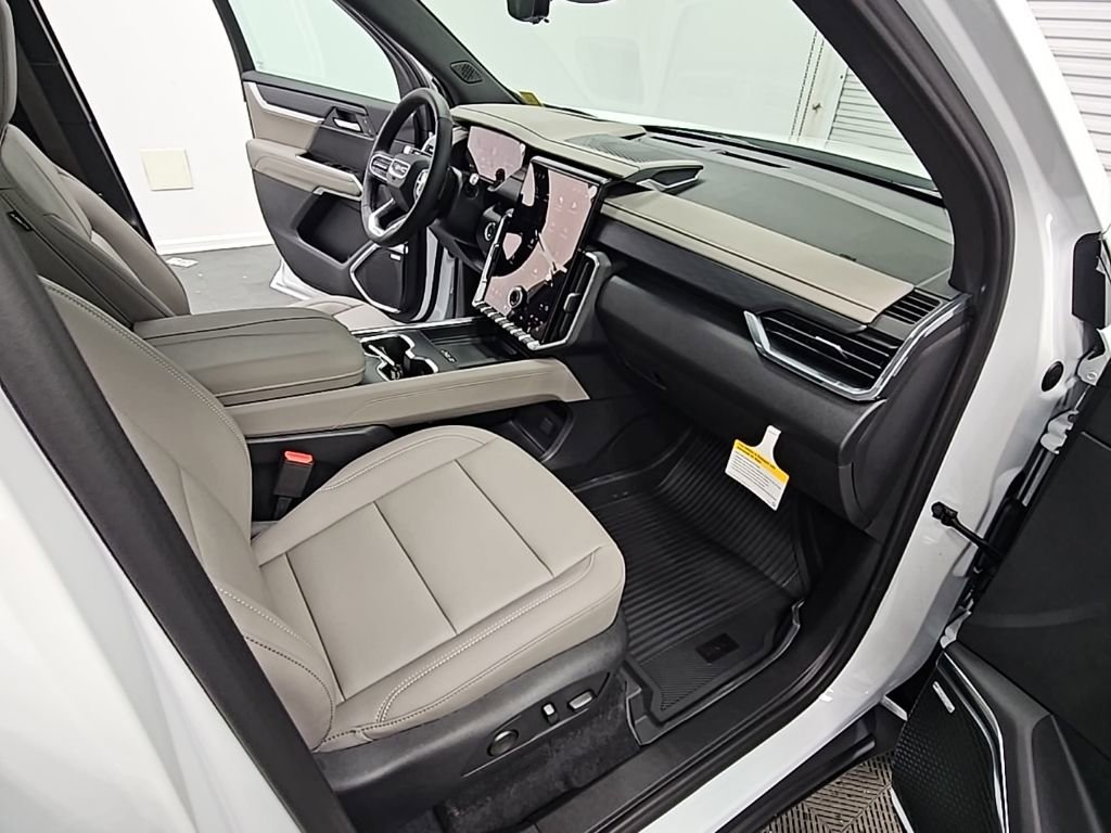 New 2026 GMC Acadia Elevation w/ Black Edition FWD image 39
