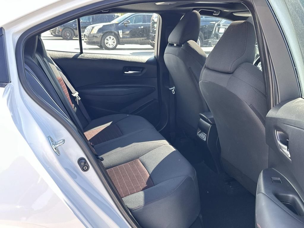 Used 2024 Toyota Corolla SE w/ SE Premium Package FWD image 21