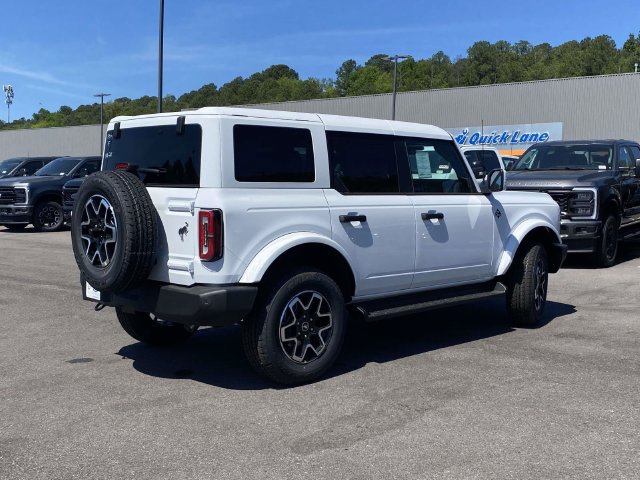New 2026 Ford Bronco Outer Banks AWD/4WD image 3