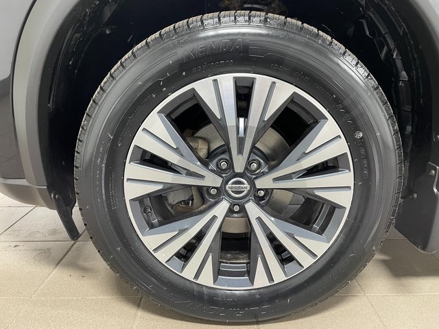 Used 2021 Nissan Rogue SV AWD/4WD image 7