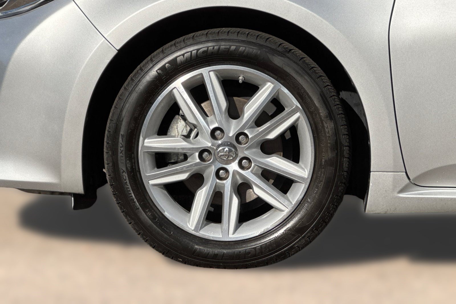 Used 2014 Toyota Avalon XLE Premium FWD image 13