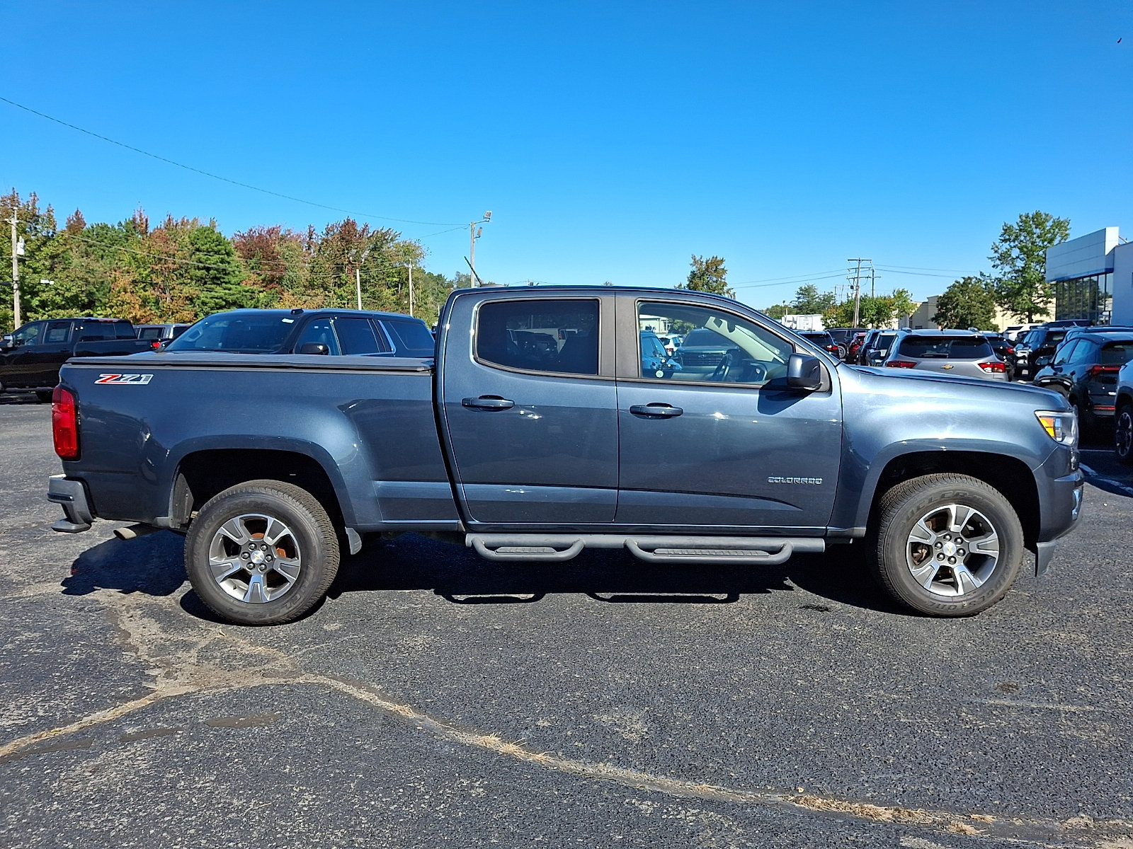 Used 2019 Chevrolet Colorado Z71 AWD/4WD image 7