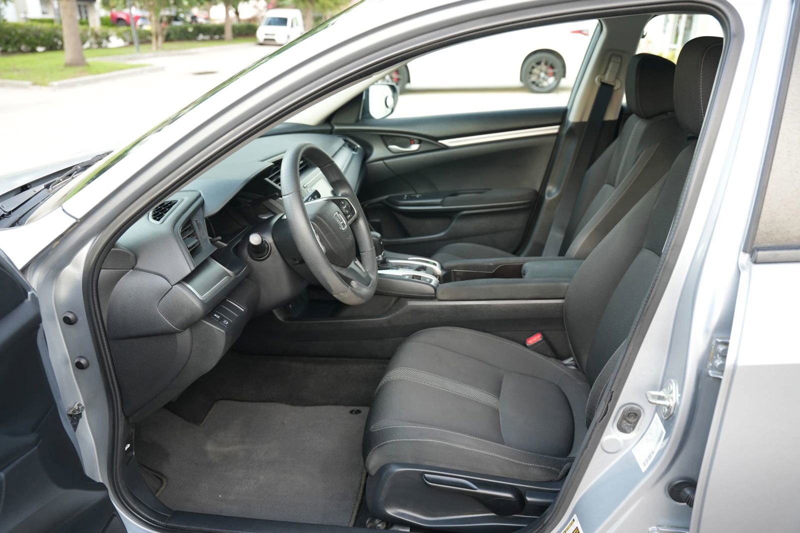 Used 2018 Honda Civic LX image 9