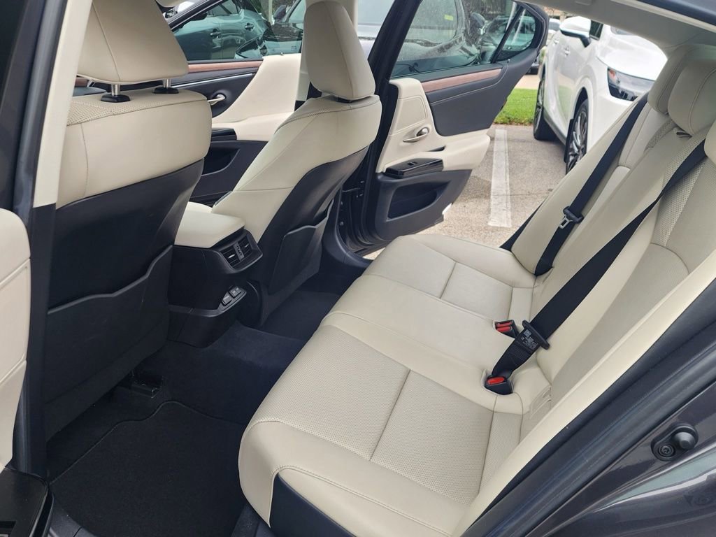 Certified 2024 Lexus ES 350 w/ Premium Package FWD image 19
