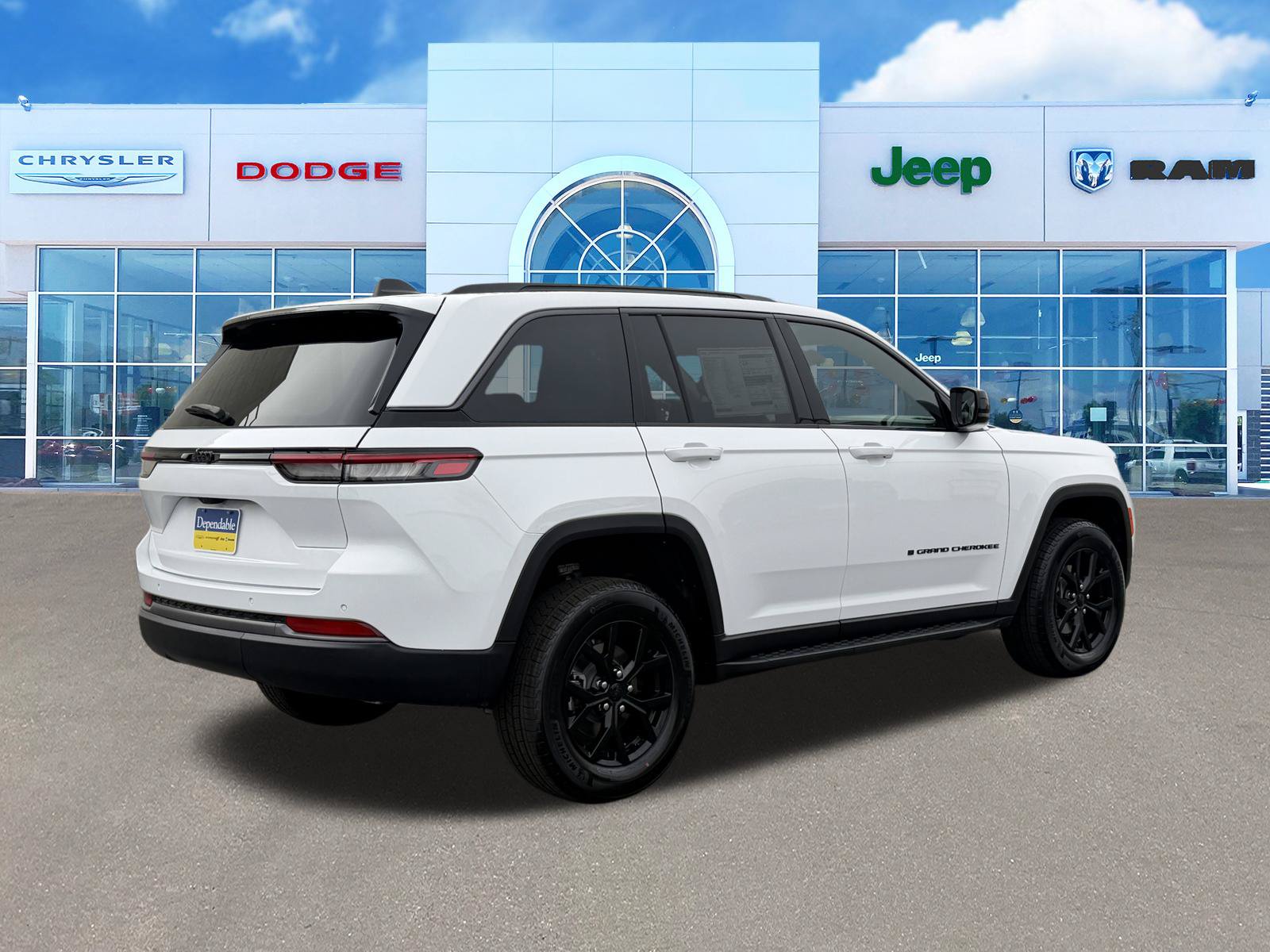 New 2026 Jeep Grand Cherokee Altitude RWD image 11