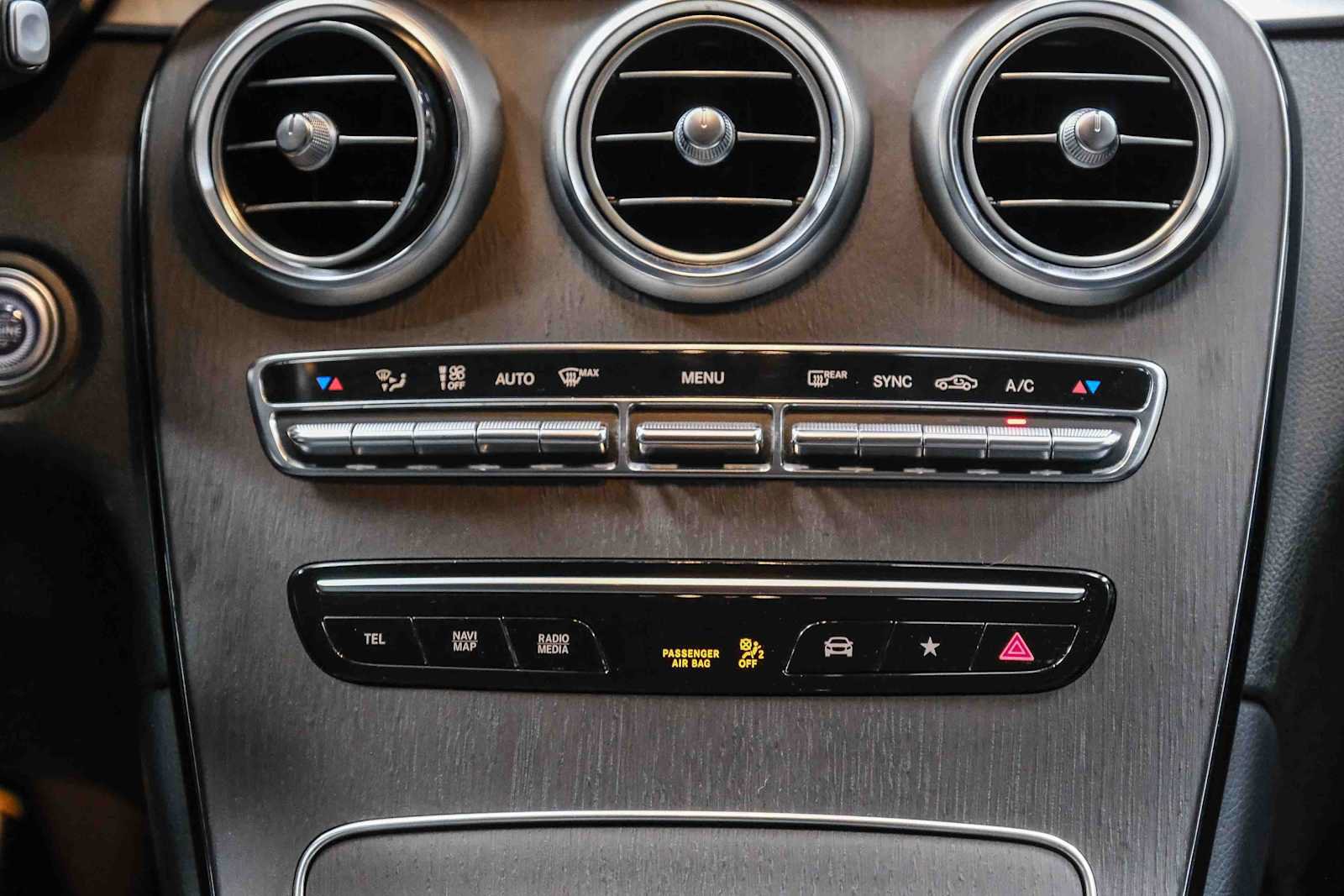 Certified 2022 Mercedes-Benz GLC 300 image 18