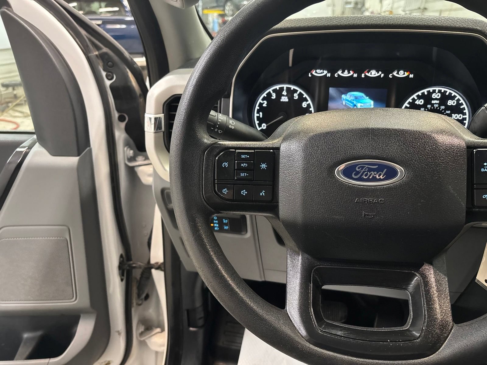 Used 2022 Ford F150 XL w/ FX4 Off-Road Package AWD/4WD image 14