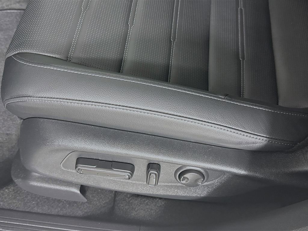 Used 2026 Honda CR-V EX-L image 20