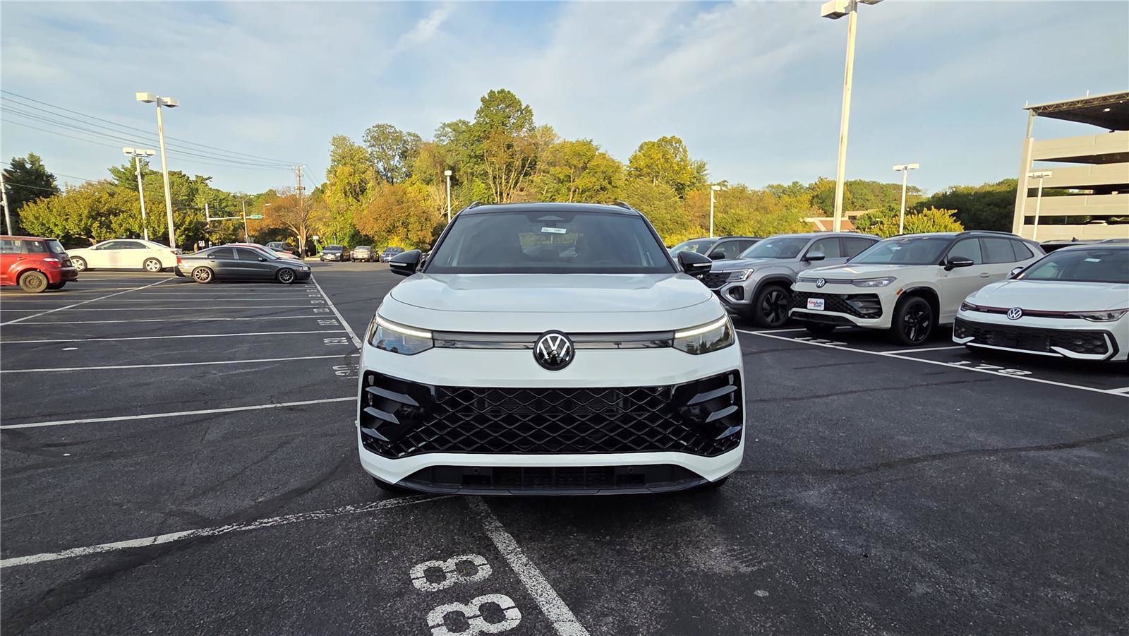 New 2026 Volkswagen Tiguan SE R-Line AWD/4WD image 42