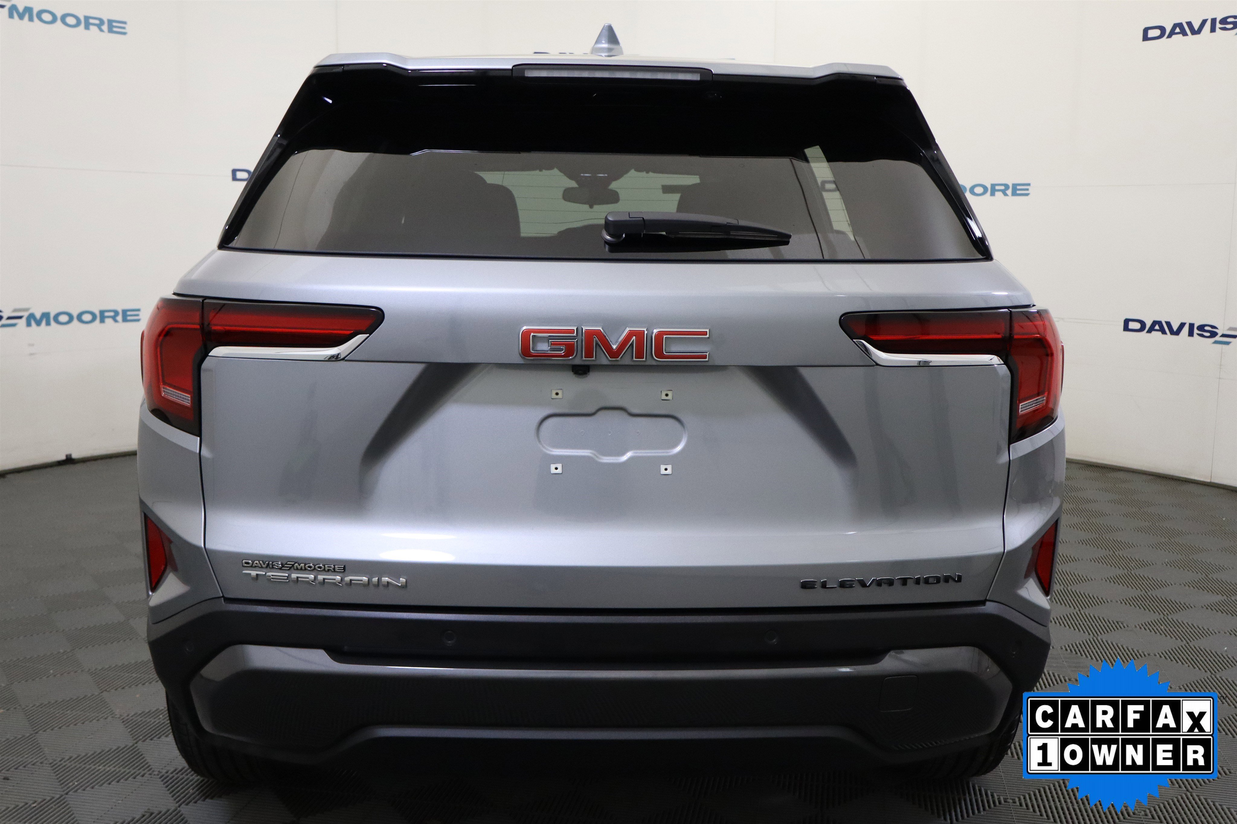 Used 2025 GMC Terrain Elevation w/ LPO, Floor Liner Package image 7