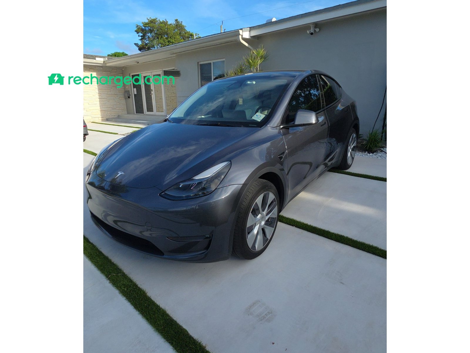 Used 2023 Tesla Model Y 2WD image 1