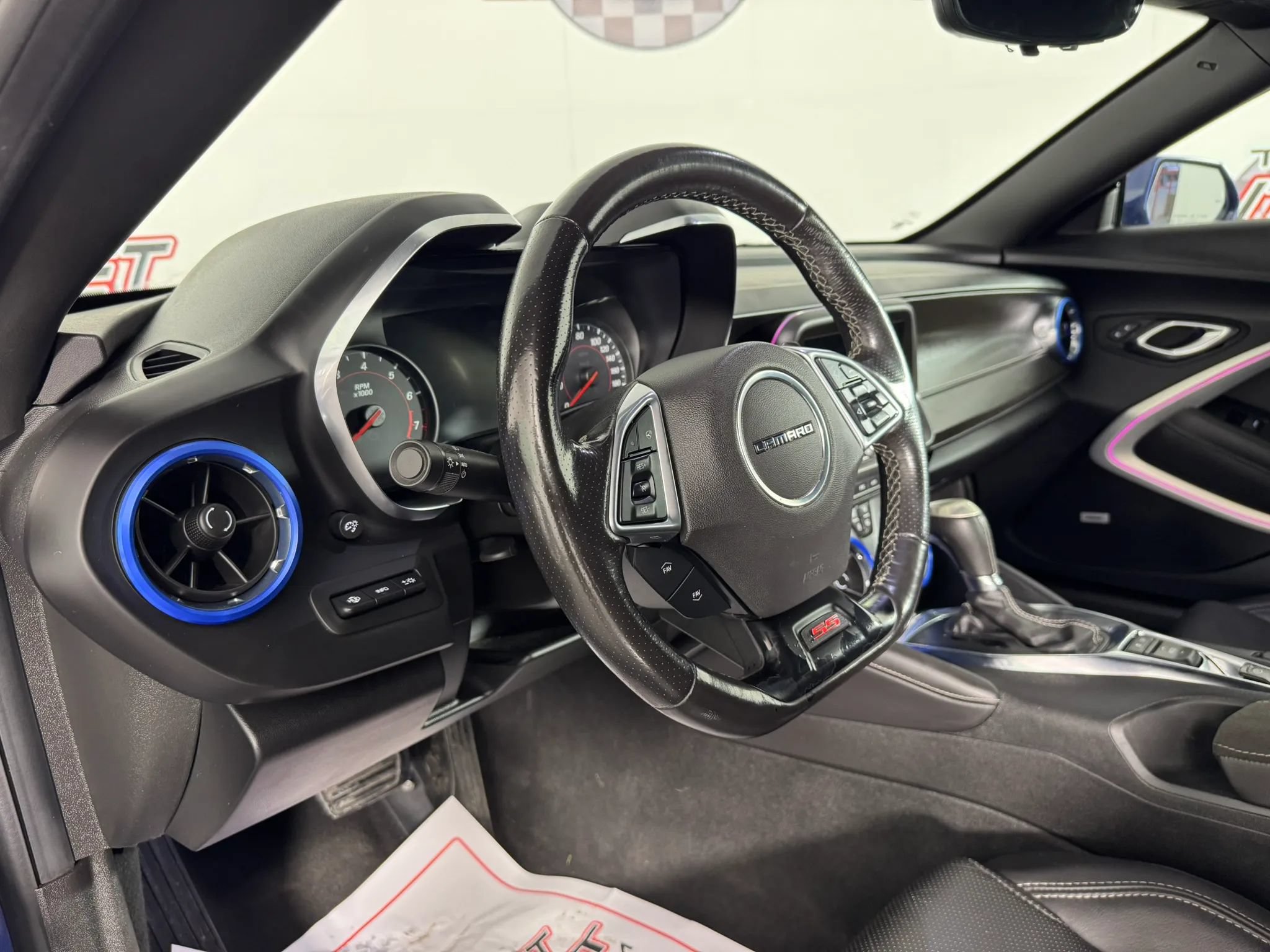 Used 2021 Chevrolet Camaro SS RWD image 18