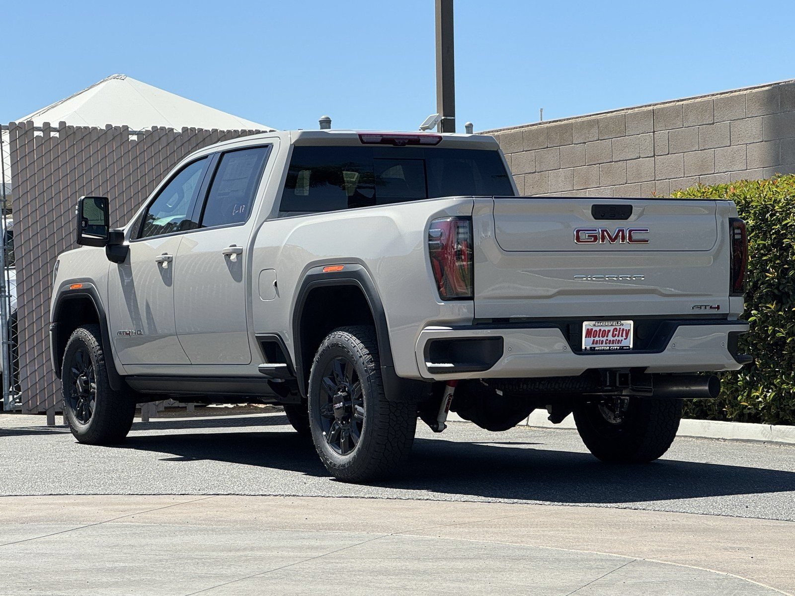 New 2026 GMC Sierra 2500 AT4 w/ AT4 Premium Plus Package AWD/4WD image 6