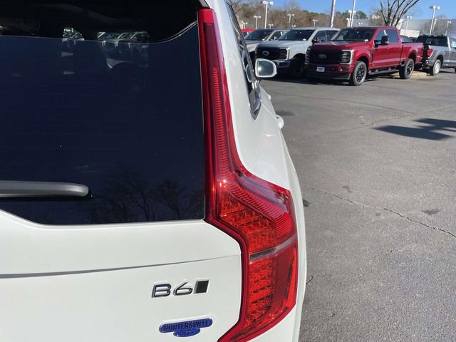 Used 2025 Volvo XC90 B6 Plus image 35
