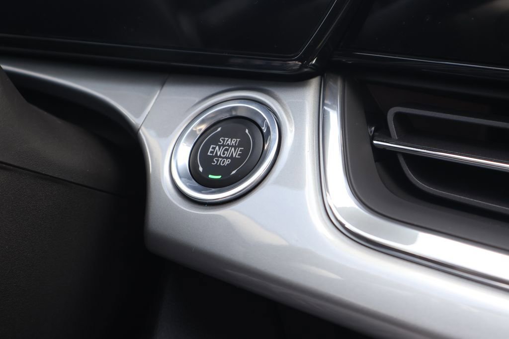 New 2026 Chevrolet Trax LT w/ Driver Confidence Package FWD image 33