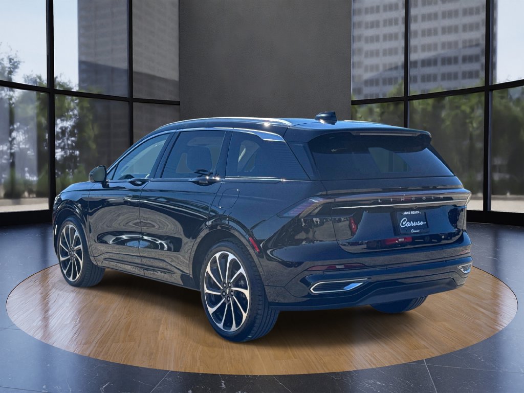 Certified 2026 Lincoln Nautilus Black Label AWD/4WD image 5