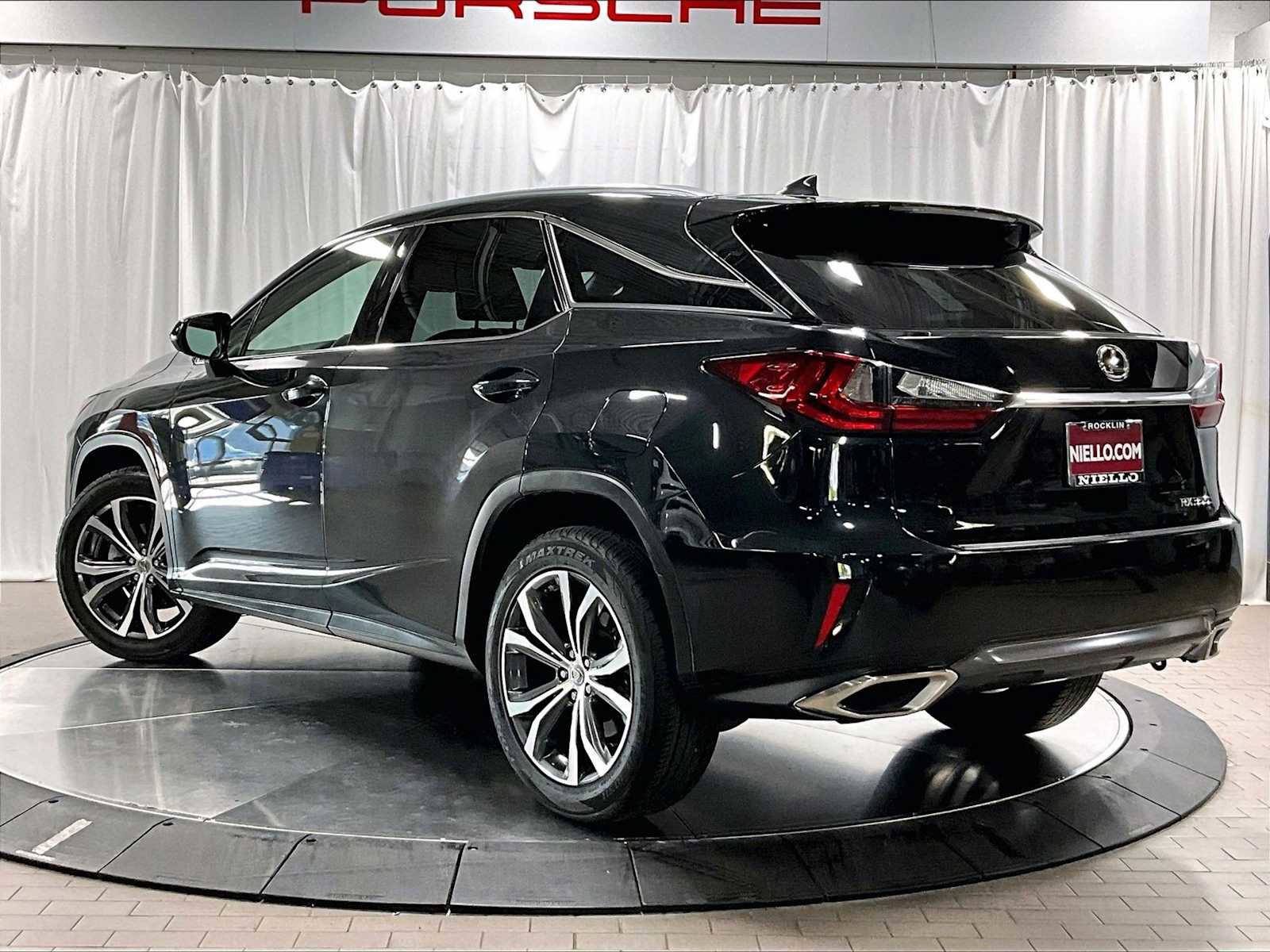 Used 2017 Lexus RX 350 AWD image 3