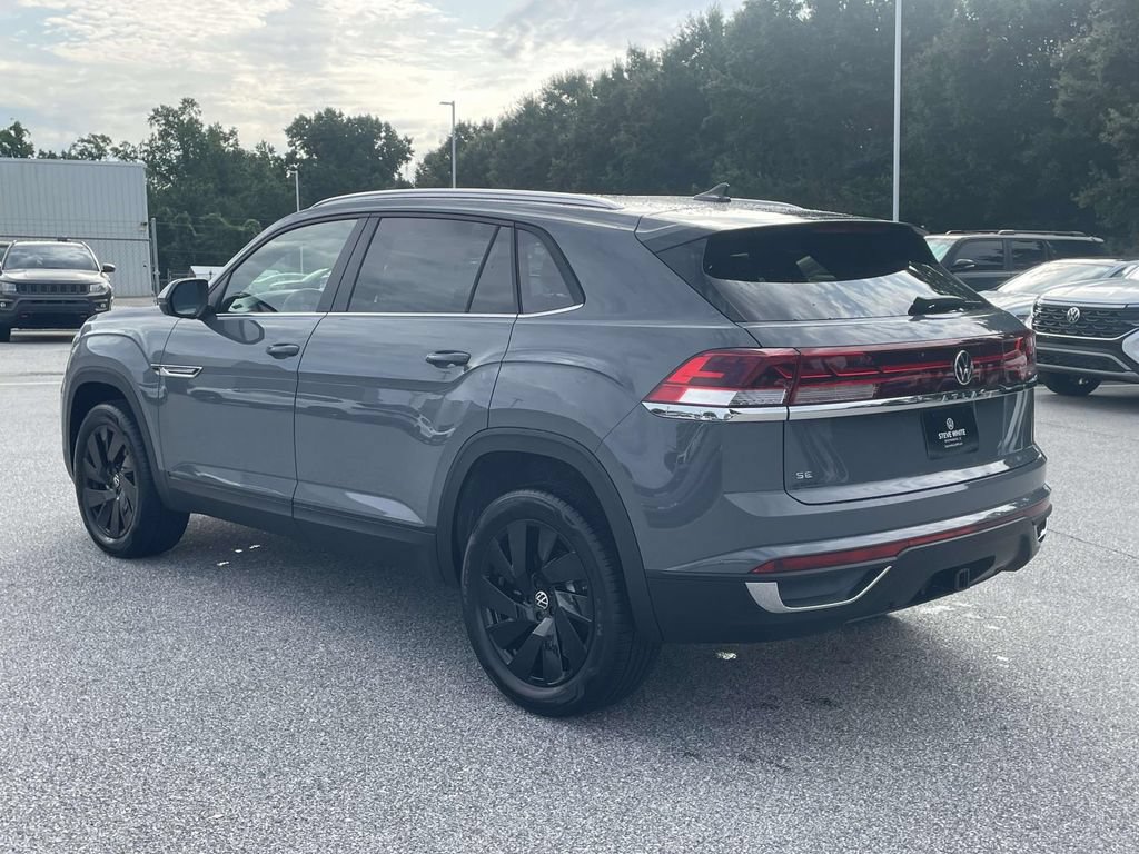 New 2026 Volkswagen Atlas Cross Sport SE FWD image 4
