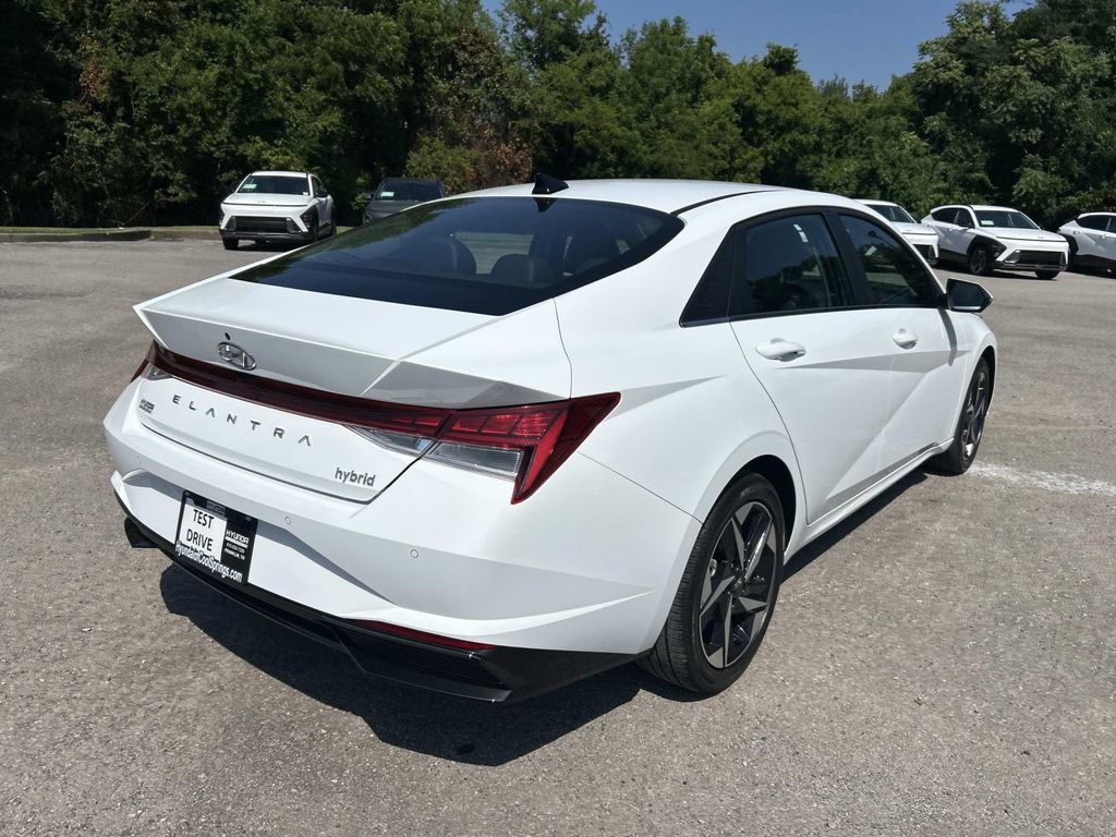 Certified 2023 Hyundai Elantra Limited FWD image 7