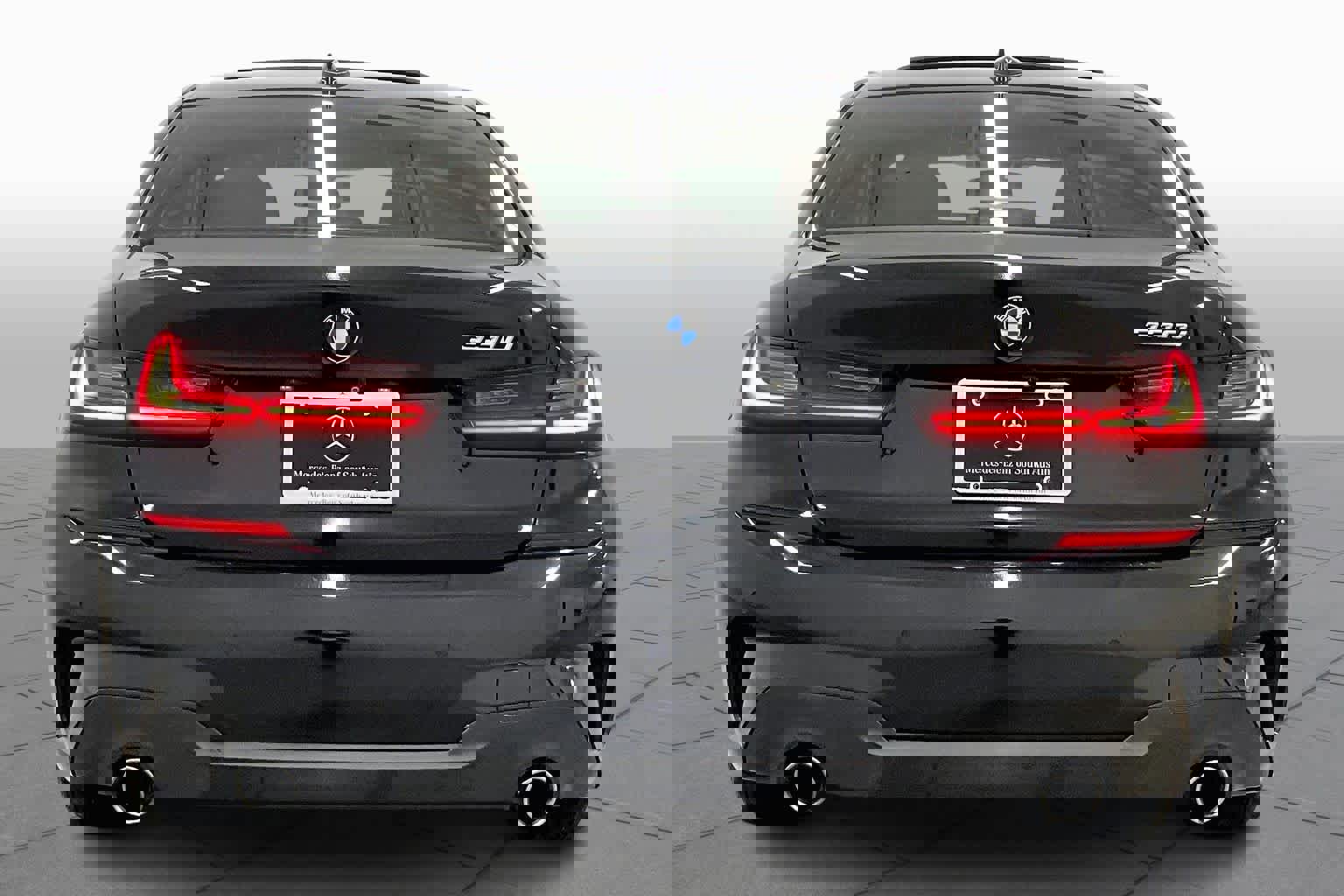 Used 2019 BMW 330i Sedan w/ M Sport Package image 5