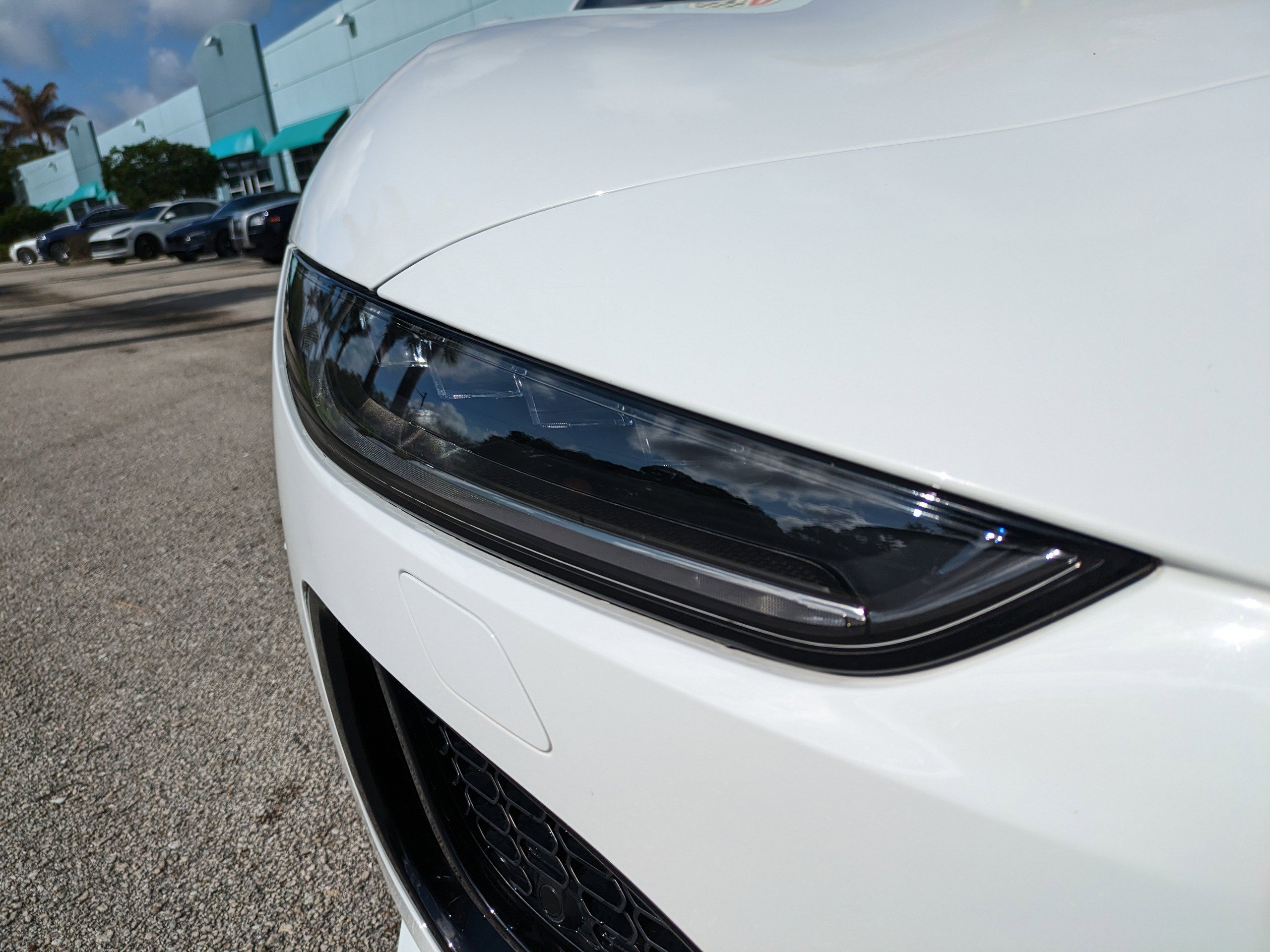 Used 2024 Jaguar F-TYPE Convertible AWD image 9